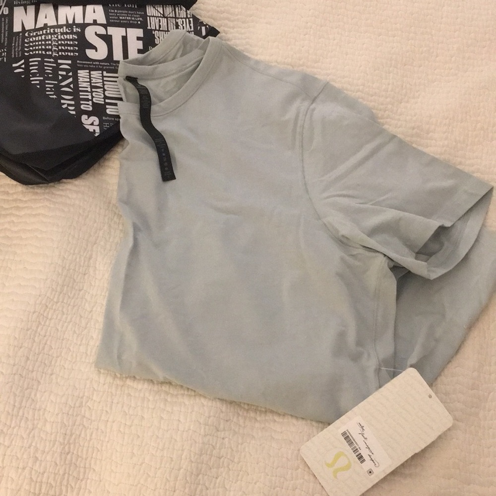 NWT Lululemon Mens 5yr Basic Tee L